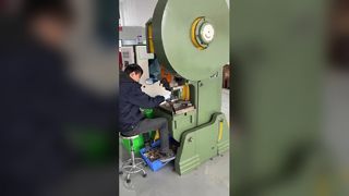 ब्रिस्क स्प्रिंग वाटर डीस्केलर चिप्स कैसे बनाये जाते हैं