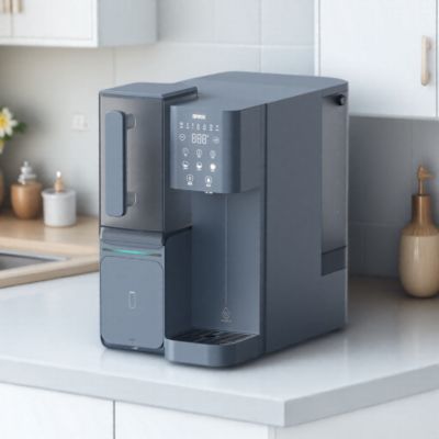 रसोई घरों और कार्यस्थलों में सुरक्षित पीने के लिए नरम पानी के लिए कॉम्पैक्ट आरओ वाटर प्यूरीफायर सिस्टम स्थापित करना आसान है